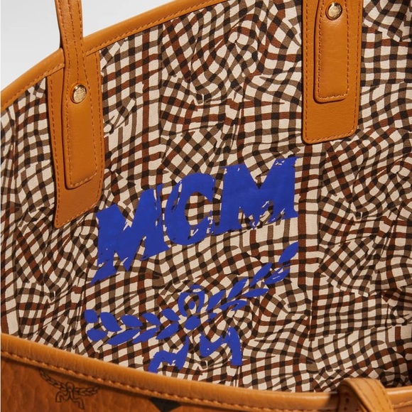 MCM Liz Large Reversible Visetos Shopper Tote Bag - Picture 11 of 11